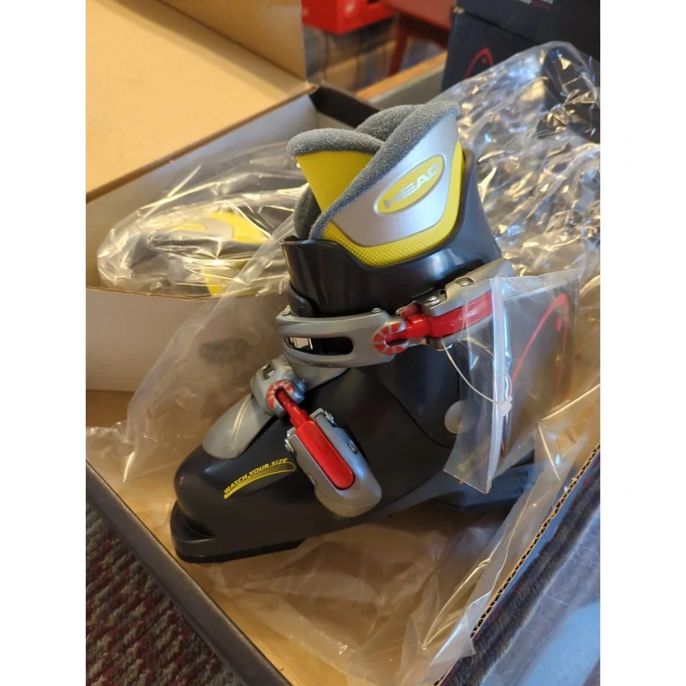 NOS Carve X 2 Kids US‎ Size 13.5 HEAD Ski Boots Brand NEW Kids MP 195